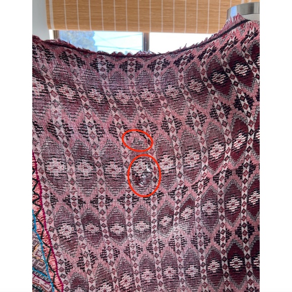 FREE PEOPLE Large Ethnic Tribal Pattern Wrap Shawl Scarf 70"L x 25"W - Picture 4 of 9